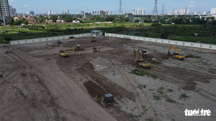 Hanoi builds 500-bed COVID-19 field hospital