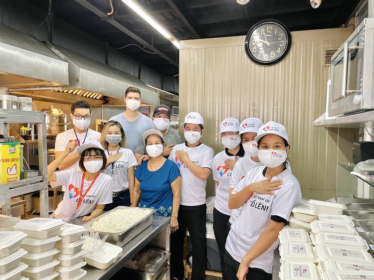 ‘Be Strong, Vietnam!’ shares love during COVID-19