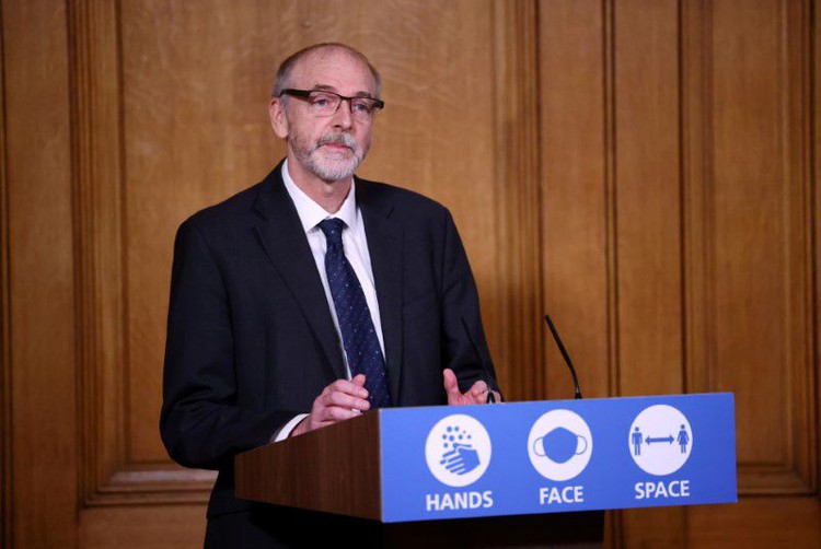 Oxford researcher urges Britain to donate vaccines rather than give boosters