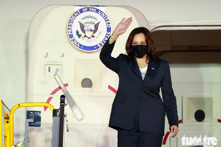 US Vice President Kamala Harris begins official visit to Vietnam