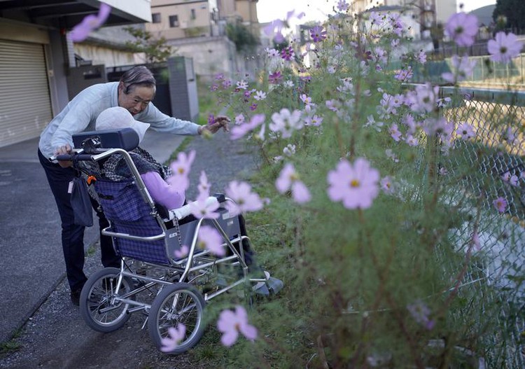 Number of people with dementia set to jump 40% to 78 mln by 2030: WHO