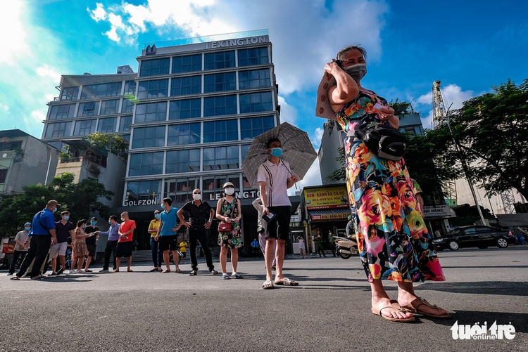 As social distancing rules ease, Hanoians queue up for artisan mooncakes
