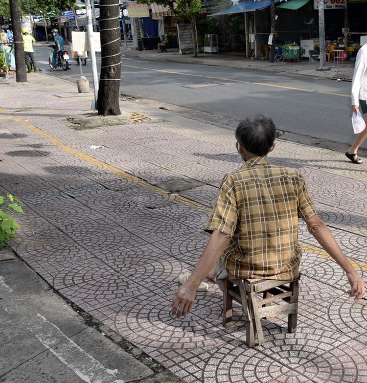 Coronavirus-induced depression, anxiety disorders a threat to Vietnam’s public health