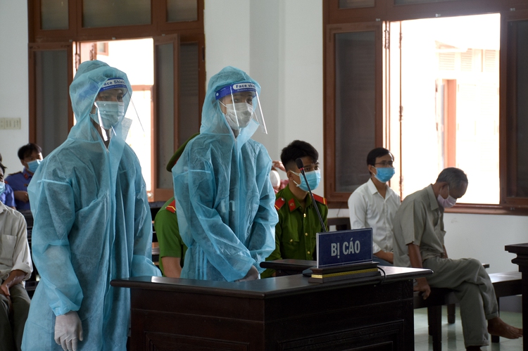 19-year-old man gets death penalty for murdering, robbing own mother in Vietnam