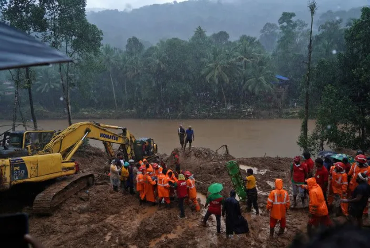 More than 20 dead after floods in south India