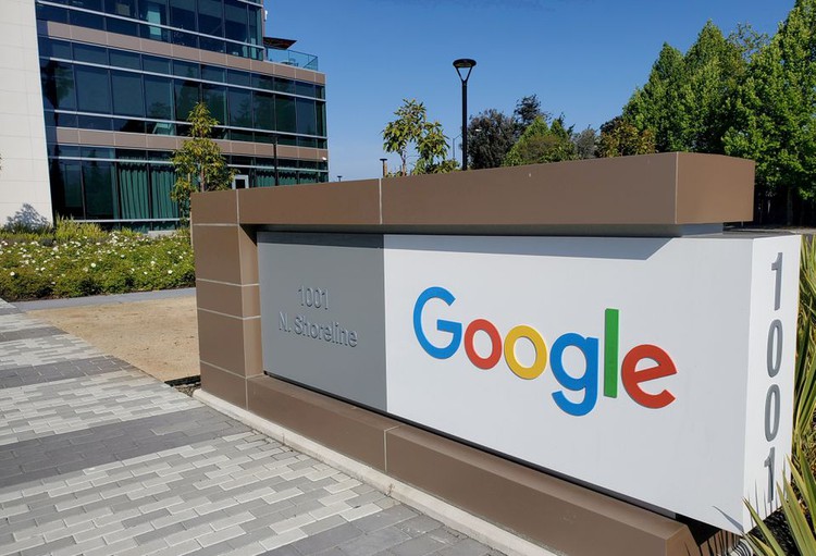 Google announces Pixel 6 phone with new chip, subscription service