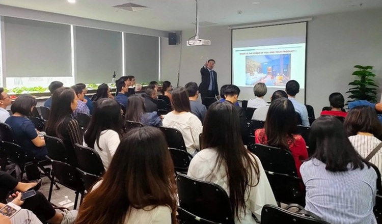 How could Vietnam’s ‘Airbnb’ survive COVID-19?