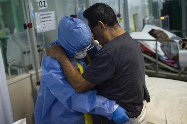 Peru surpasses 200,000 COVID-19 deaths: officials