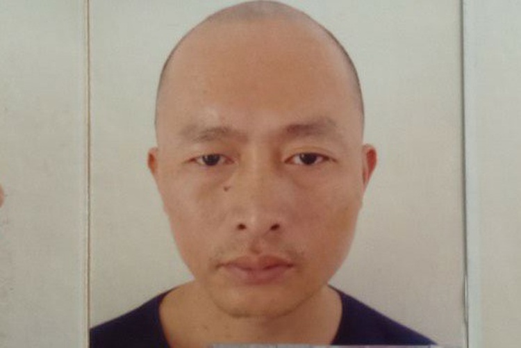Vietnamese ex-convict hunted for killing parents, younger sister