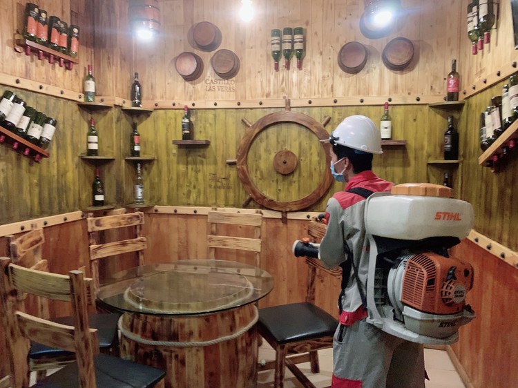 Ho Chi Minh City drafts safety criteria for sit-down F&B service
