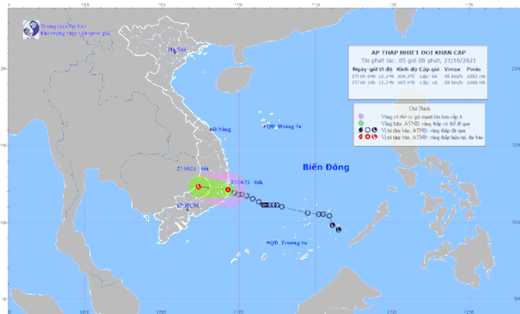 Rains in central Vietnam persist as tropical depression arrives