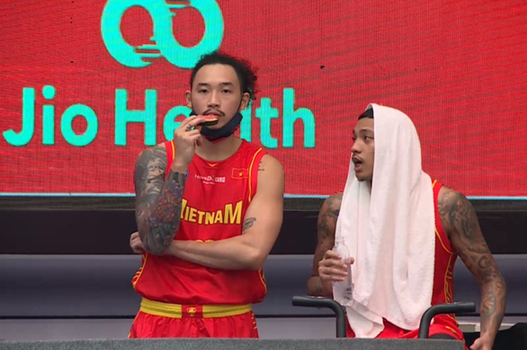 Vietnamese national basketball team’s Tam Dinh makes big impression off the court
