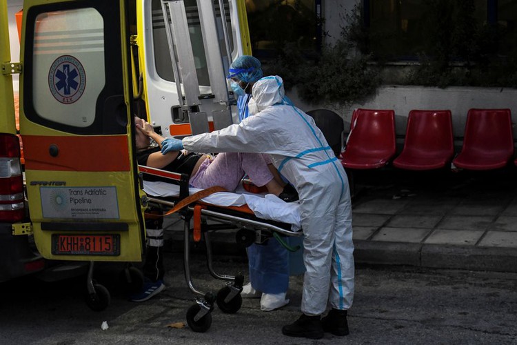 Global COVID-19 cases near 250 million as Delta surge eases