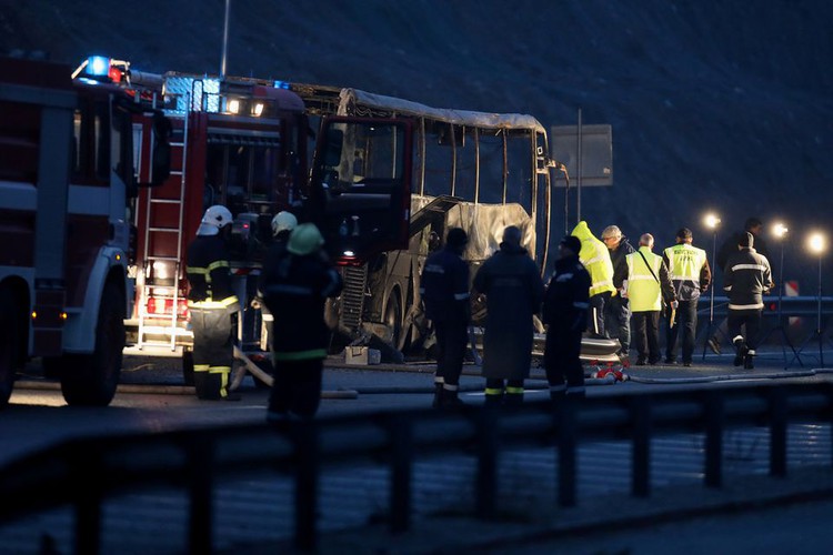 Flaming bus crash in Bulgaria kills 45 Macedonian tourists