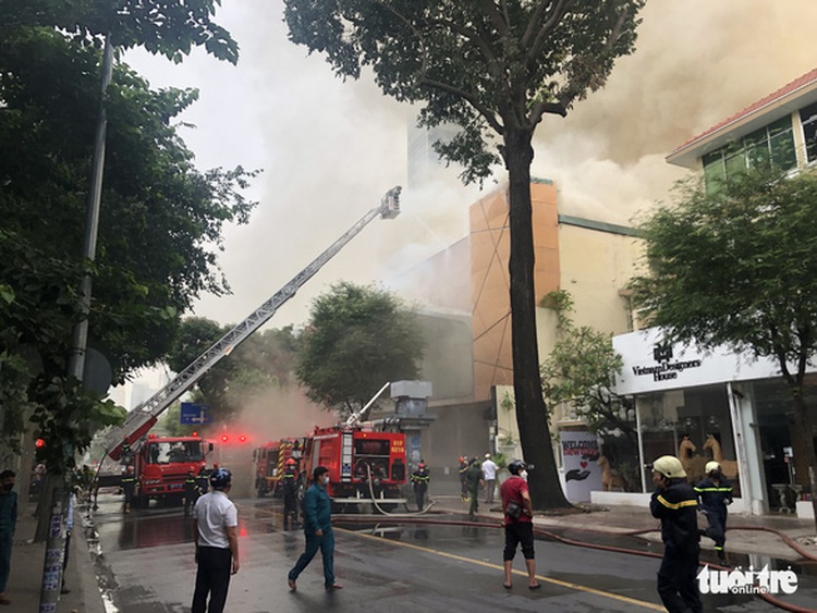 Downtown bar on fire in Ho Chi Minh City