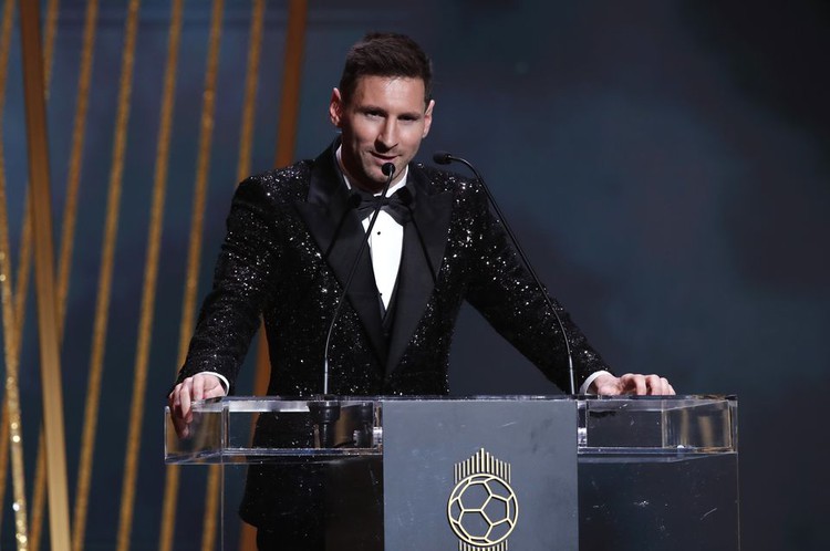 Messi claims record-extending seventh Ballon d'Or