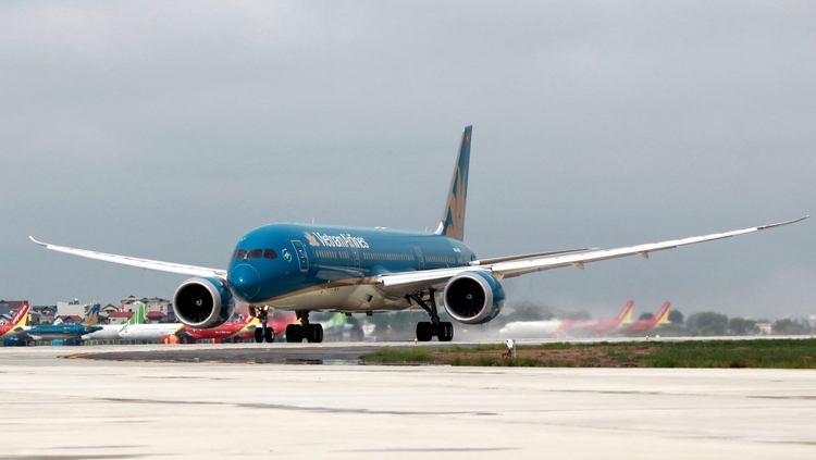 Vietnam transport ministry floats quarantine regulation relaxation to restore int’l flights