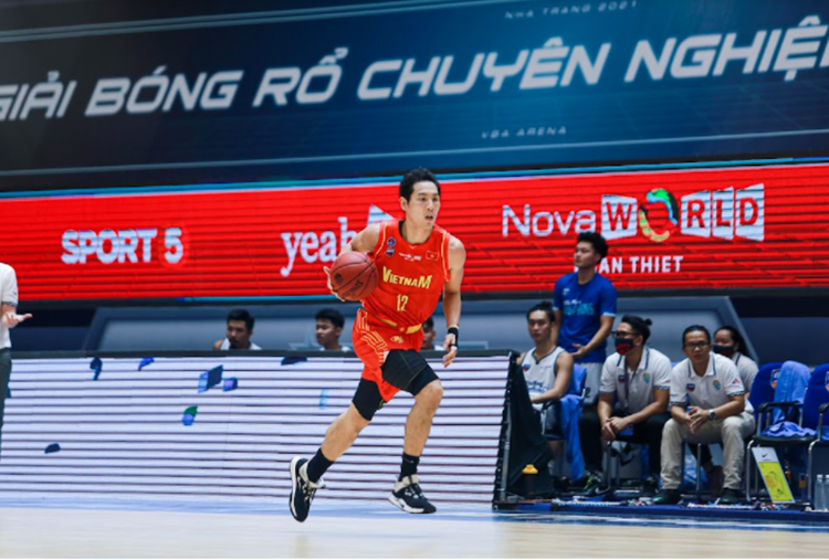 Vietnam’s basketball team has rough debut at VBA