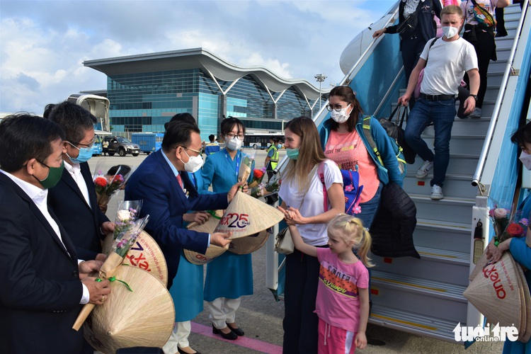 Vietnam welcomes Russian tourists with ‘vaccine passports’