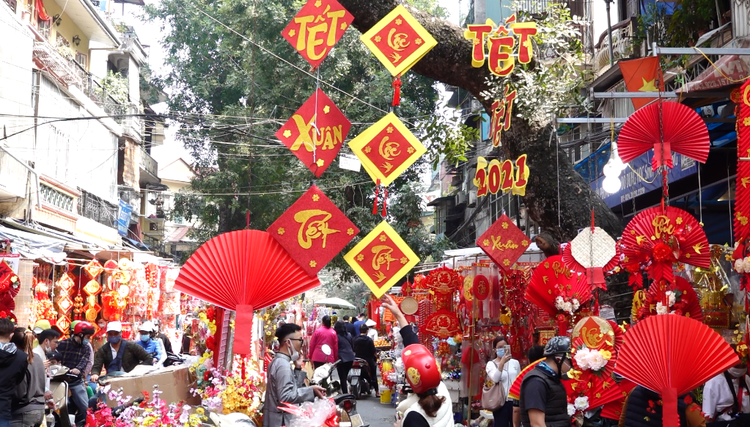Get ready for holidays in Vietnam!