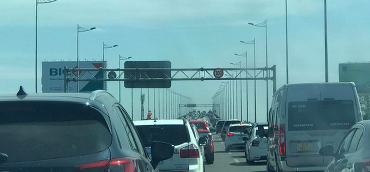 Traffic accidents kill 15 across Vietnam on New Year’s Day
