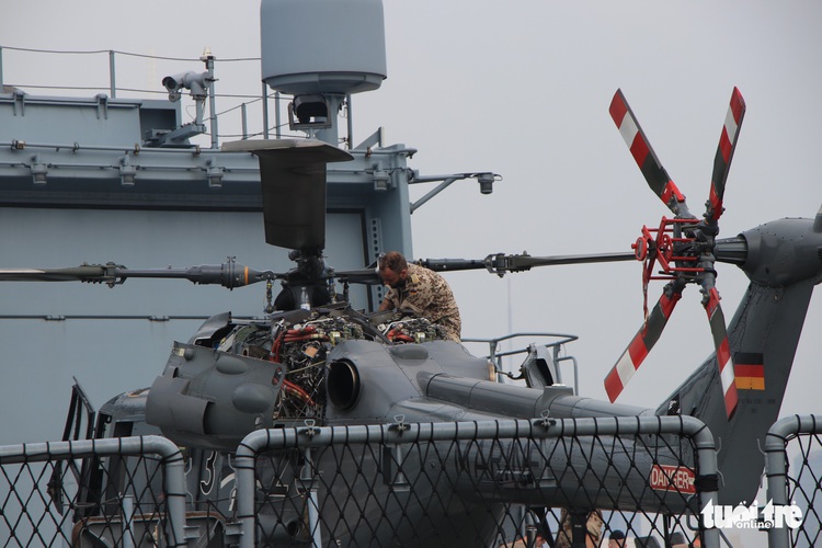 German naval frigate pays first visit to Vietnam