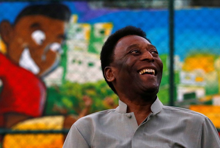Pele 'super strong' as he recovers from tumor, daughter says