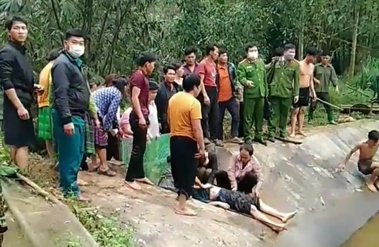 Elderly man, married couple drown in pond in northern Vietnam