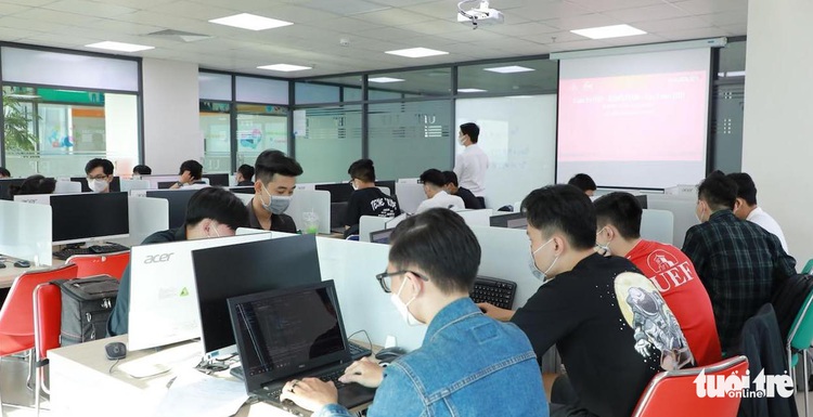 Myriad coronavirus cases detected among university students, lecturers as offline study resumes in Saigon