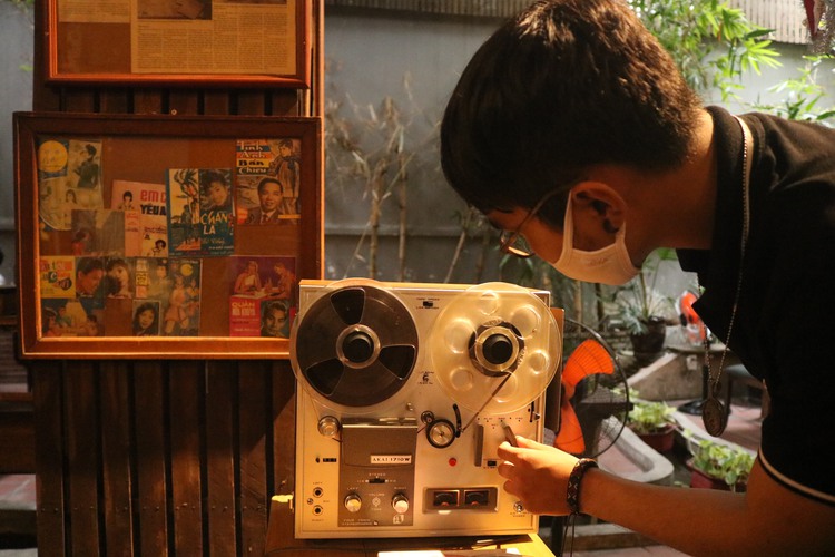 Take a trip to old Saigon at this café
