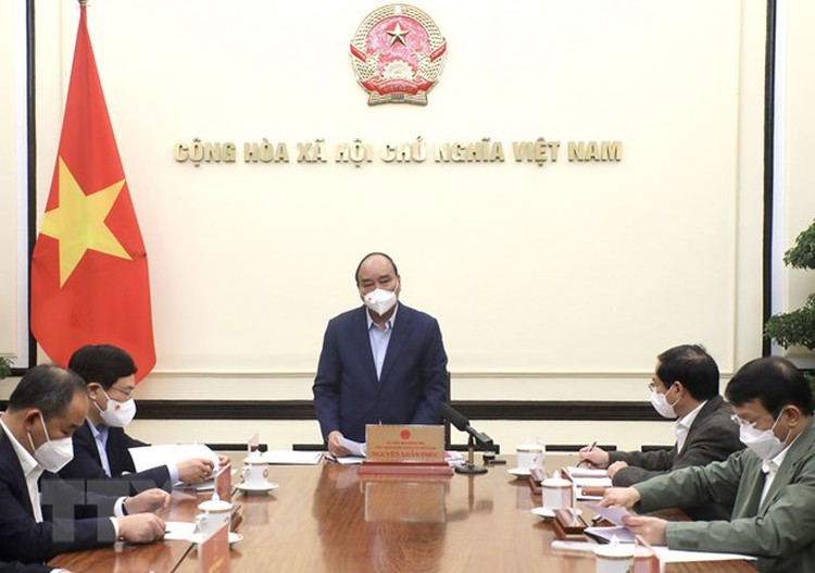 President urges special attention to protection of Vietnamese citizens in Ukraine
