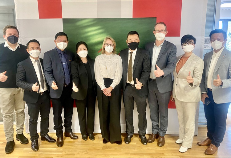 Vietnam inks MoU with Deutsche Fußball Liga for local development