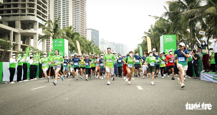 5,000 participate in marathon in Vietnam’s Da Nang