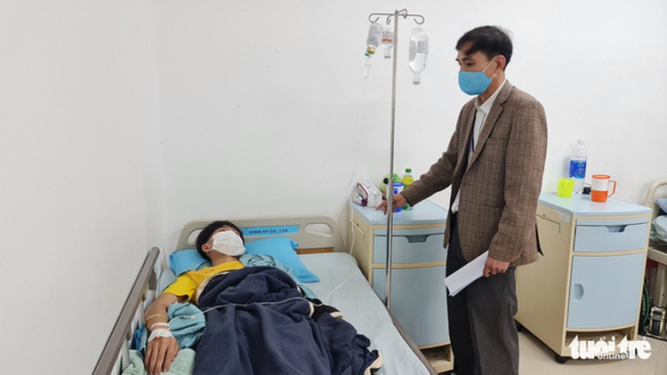 Food poisoning leaves 48 'banh mi' diners hospitalized in Vietnam