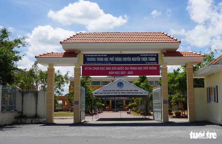 Police clarify denunciation of sexual abuse by alumnae against high school teacher in Vietnam