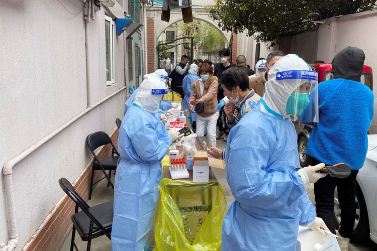 China reports 2,129 new COVID cases for April 1 vs 1,827 a day earlier