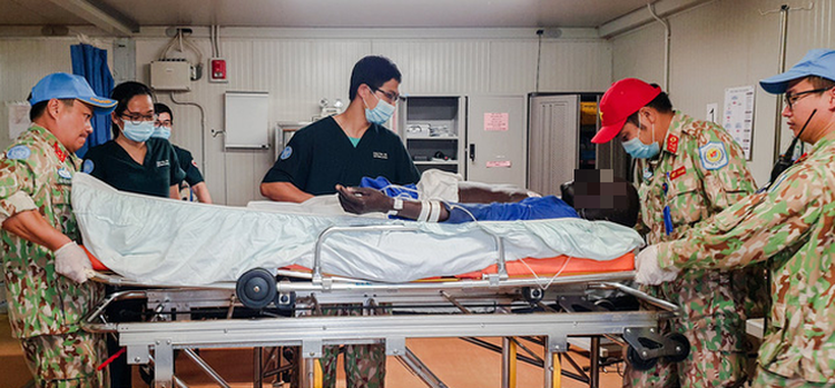 Vietnamese UN peacekeeping doctors save patient from stroke with timely first aid