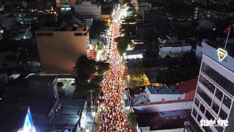 Serious gridlock breaks out during evening rush hour in Ho Chi Minh City