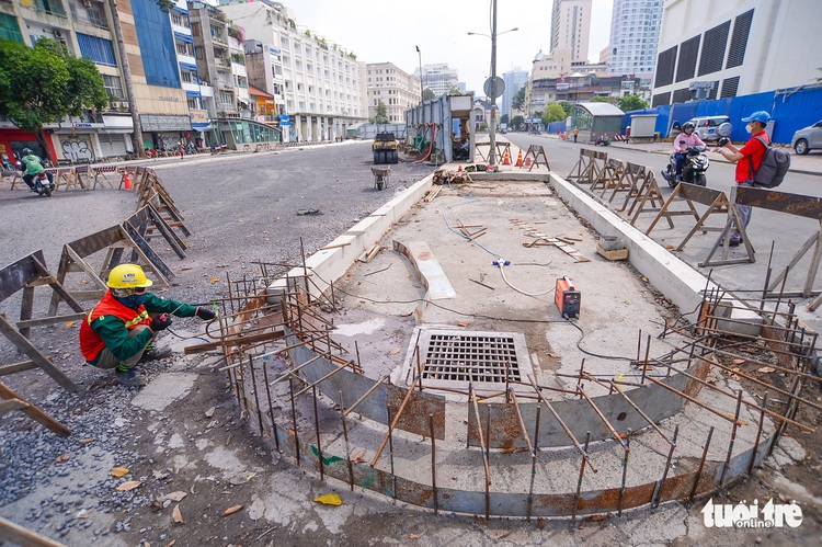 Metro construction barriers to be cleared from Ho Chi Minh City’s downtown street section