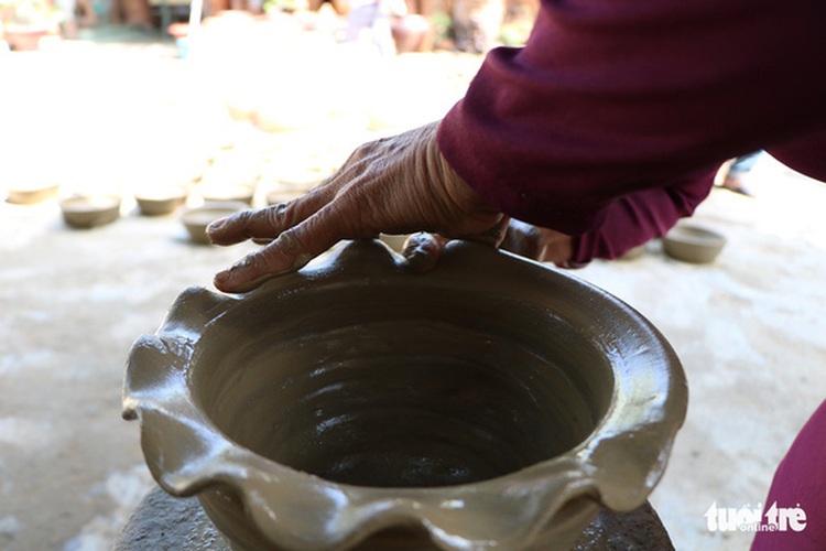 Vietnamese pottery village charms with unique technique