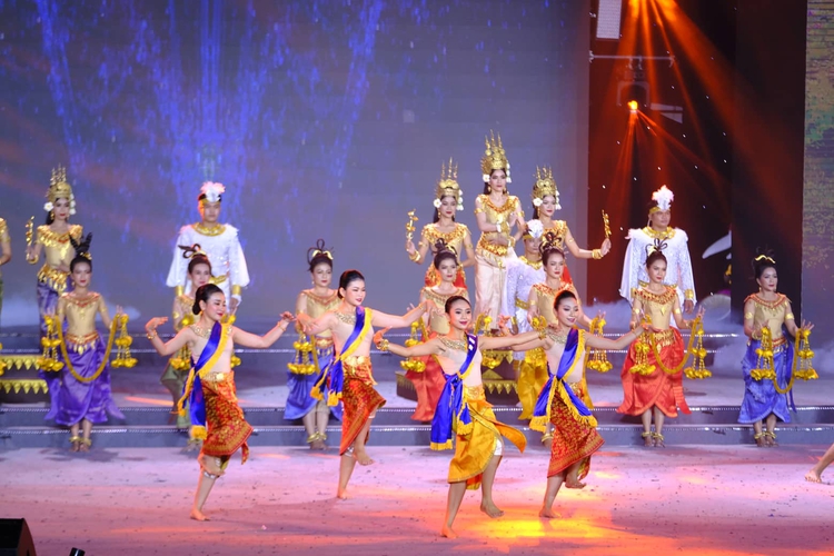 31st SE Asian Games close in Hanoi