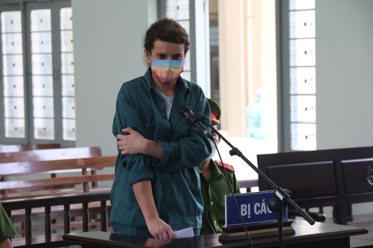 Russian man jailed for growing cannabis plants in Vietnam