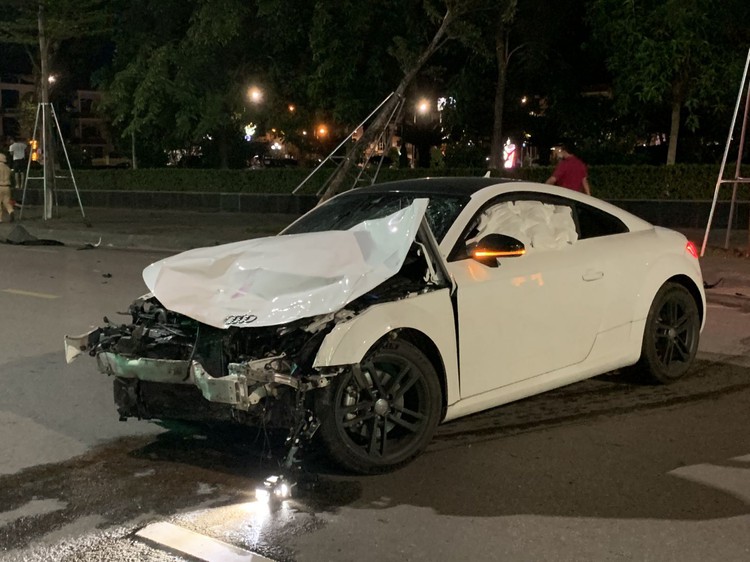Transport official kills married couple, child in serious DUI crash in northern Vietnam