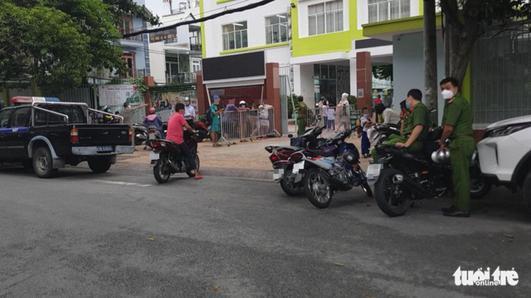 Over 200 students have numb lips after eating soup at Ho Chi Minh City elementary school
