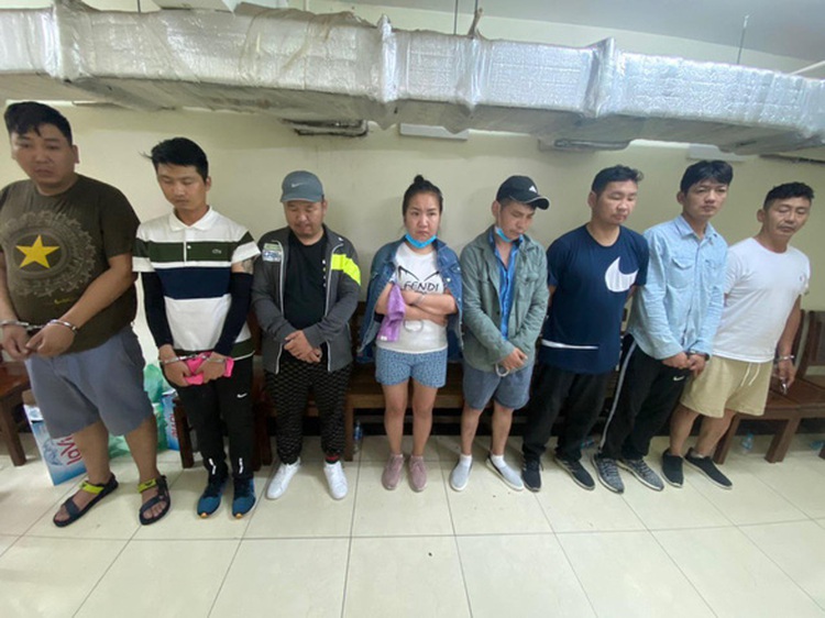 Hanoi police bust theft gang of eight Mongols