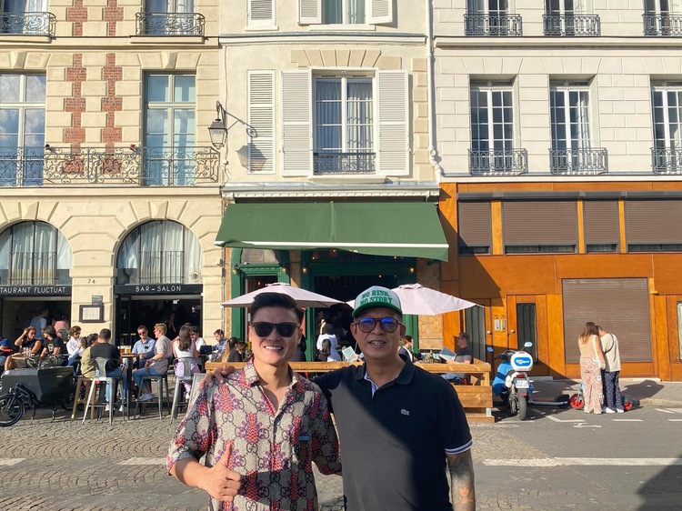 Vietnam star midfielder signs for French club