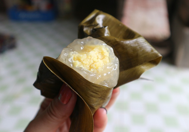 How to make 'banh it,' a traditional offering at death anniversaries in Vietnam?