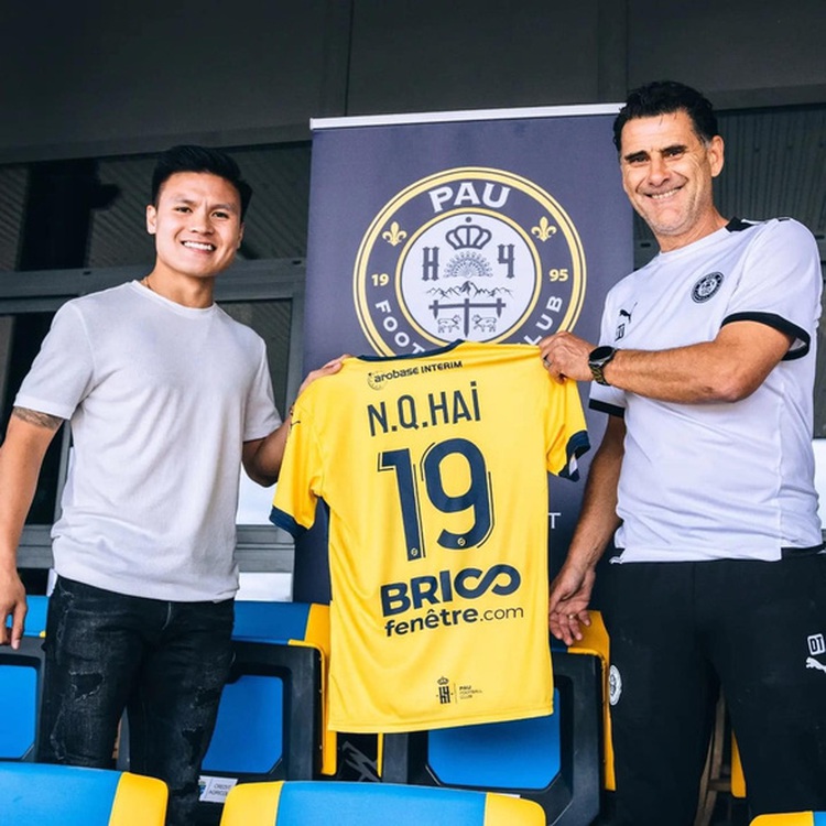 Vietnam's playmaker Nguyen Quang Hai signs for French club