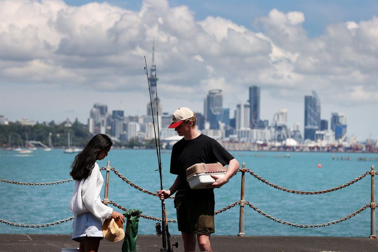 New Zealand's borders fully open after long pandemic closure