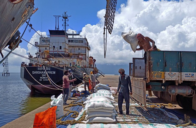 Analysis: Global rice supplies at risk as harsh weather hits top exporters